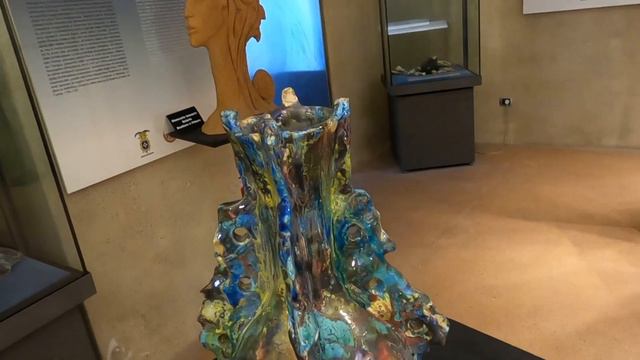 IEROFANIA SOLARE OPERE IN MAIOLICA A LUSTRO E CERAMICA RAKU Personale Di Giancarlo Ianuario Solaris