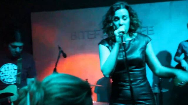 Natali Dizdar - Stranac - LIVE At BITEF ART CAFE Belgrade