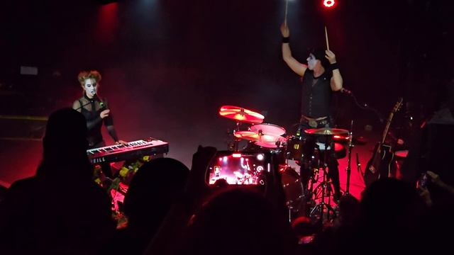 The Dresden Dolls - Welcome to the Internet (Mohawk Austin 2024) смотреть онлайн