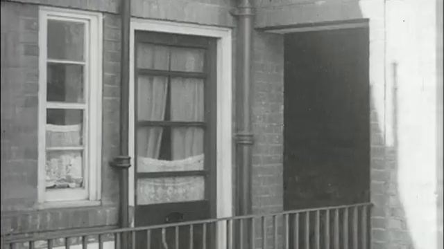 Some activities of the Bermondsey Borough Council (1931) смотреть онлайн