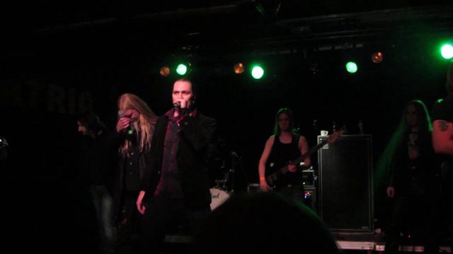 Raskasta Joulua, Northern Kings Special: Heinillä Härkien + We Don't Need Another Hero