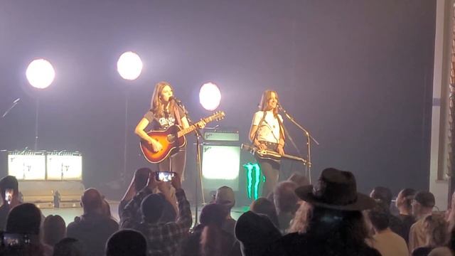 Larkin Poe 