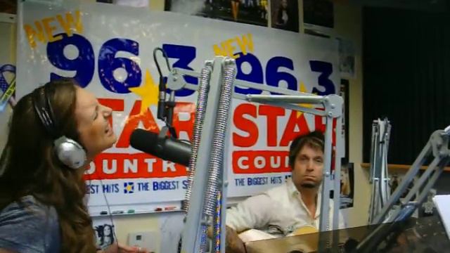 Ashley Gearing - "Get To Me" смотреть онлайн