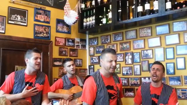 Los Ratos Callejeros - Se levantaron muy temprano (Juana la Loca) смотреть онлайн