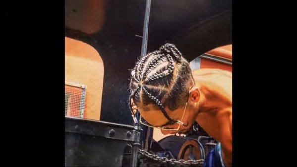 NAROS x RWTY - BUZZER