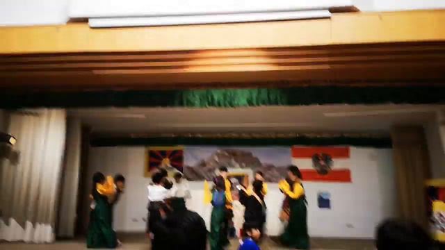 Metok karpo song perform by Lhase Bhumo, during Sikyong Dr. Lobsang sangay visited in Vienna 2020 смотреть онлайн