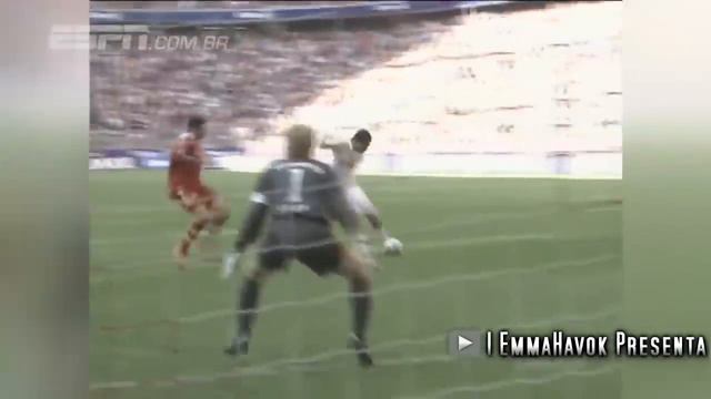 El Peruano que DESTROZÓ a Oliver Kahn | PAOLO GUERRERO HISTORIA смотреть онлайн