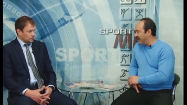 Интервью главного тренера сборной КР по футболу А.Крестинина с Тахиром Гафуровым. смотреть онлайн