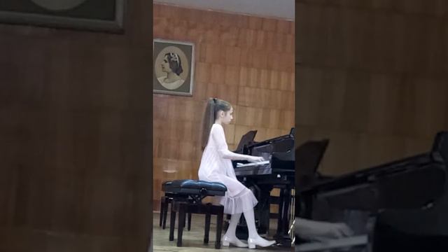 Aleksandra Tkalenko J.Haydn Sonata in A-dur I movement смотреть онлайн