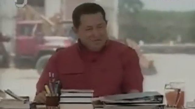 Hugo cantando _ Hugo Chavez sings hugo chavez frias cantando rancheras смотреть онлайн