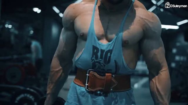 Чеченский бодибилдер Рустам Очерхаджиев смотреть онлайн