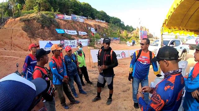 SAPA JUMPA IDOLA MASTER ENDURO IMAN WIBOWO,FIGT TV & TEAM MARSHALL, BADAK BIKE PARK EBI смотреть онлайн