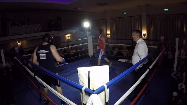 Ultra White Collar Boxing | Kidderminster | James Carter VS Keith Roberts смотреть онлайн