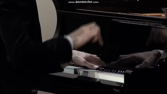 Dmitry Shishkin plays Nocturne in B Major, Op. 9 No. 3, Frédéric Chopin смотреть онлайн