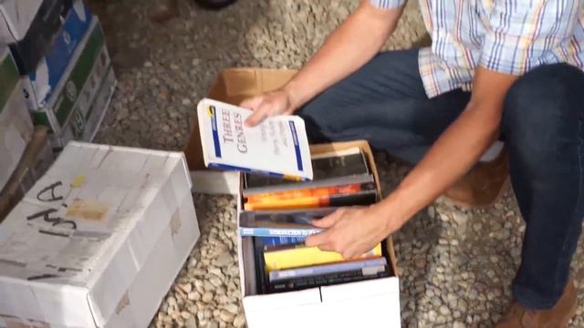 Conservatives Persecuted at College / Christian School Raided by Police смотреть онлайн