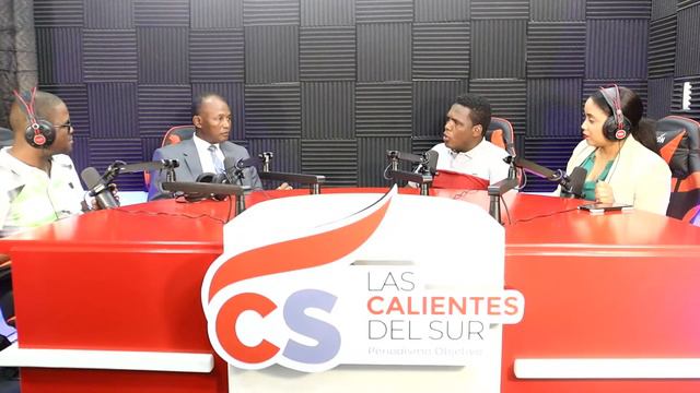 El diputado Mélido Mercedes Castillo es entrevistado en Las Calientes Del Sur смотреть онлайн