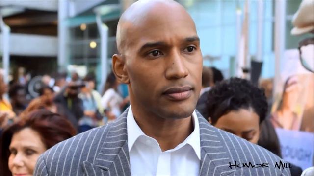Interview With Henry Simmons- 'FROM THE ROUGH' Red Carpet смотреть онлайн