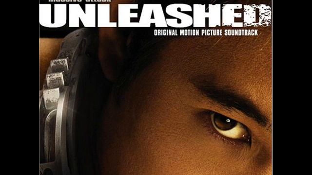 Danny the Dog By: Massive Attack смотреть онлайн