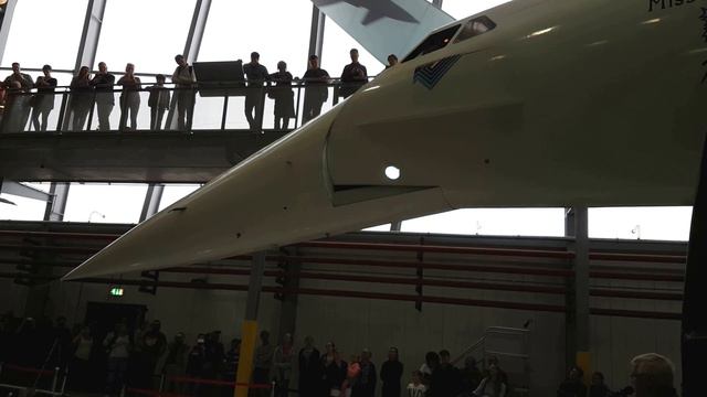 Concorde Nose Droop смотреть онлайн