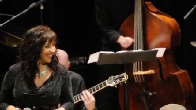 Nicki Allen vocal with Ronnie Bottomley Jazz Orchestra "Take it away".AVI смотреть онлайн
