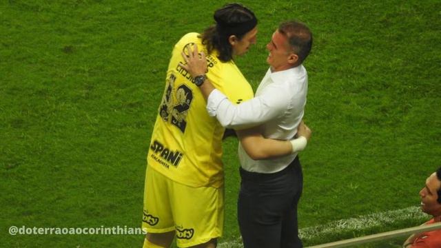 Neto enlouquece com Mateus Vital e +1após derrota do Corinthians #corinthians #noticiasdocorinthian смотреть онлайн