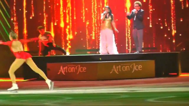 Art on Ice 2015 C. Kostner & J. Mortensen with M. Sway & N. Furtado - Broken Strings смотреть онлайн