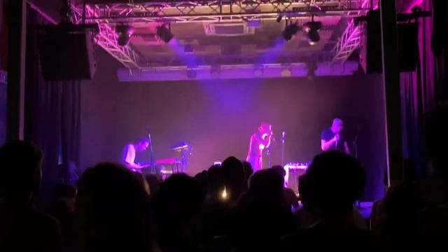 JeN Hovorka & Endru & Dan Bárta Live In Cargo Gallery 20.10.2021