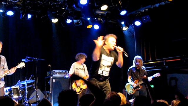 Jello Biafra And The Guantanamo School Of Medicine - California Über Alles - Live 2011