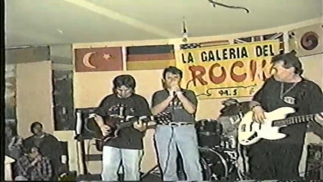 OCTAVIO SEGOVIA 