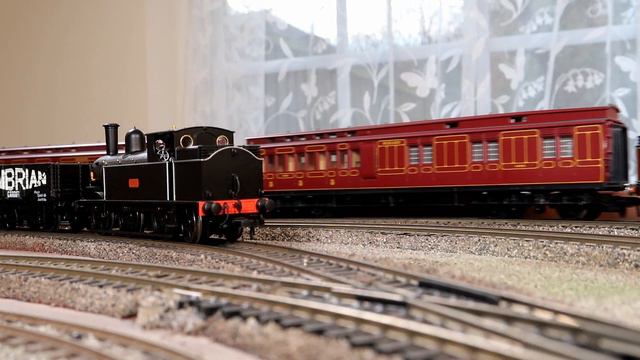 Beautiful Bachmann Midland 1P 1532 Class 0-4-4 Review And Test (Model Railways)