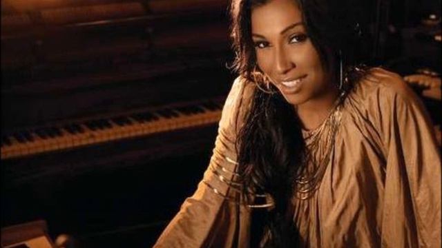 Melanie Fiona - G.A.M.