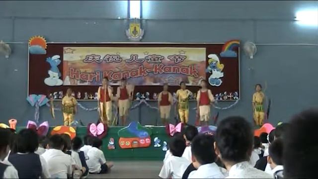 Hun Bin School Children's Day Performance 2013 Part 1