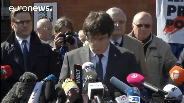 Карлес Пучдемон вышел из тюрьмы под залог