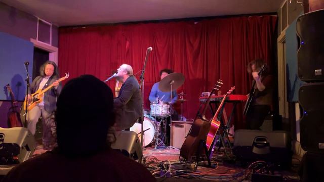 Jeremy Enigk “Mind Idea” (live) смотреть онлайн
