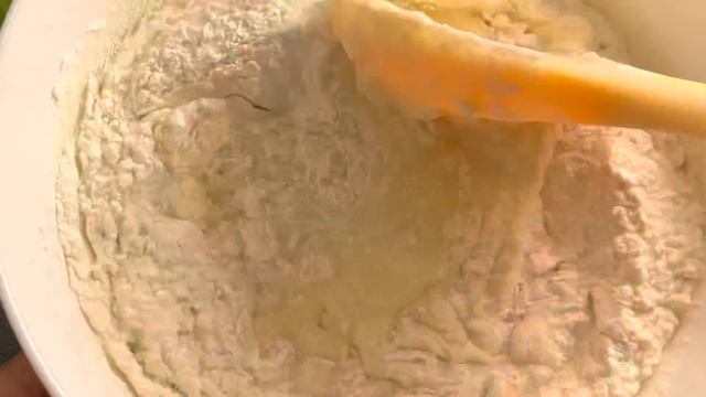 Ein ausgezeichnetes Dessert in einer Minute in einer Pfanne! kein Backofen, keine Kondensmilch! смотреть онлайн