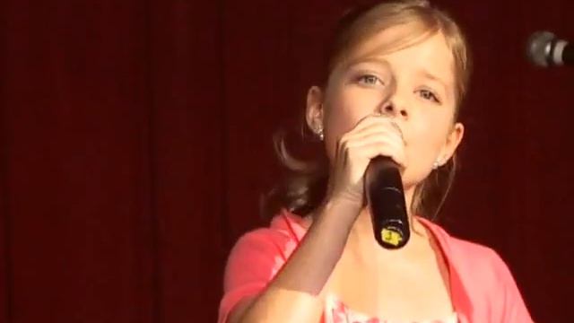 Jackie Evancho Singing 