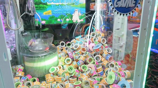 It's TICKET Time! смотреть онлайн