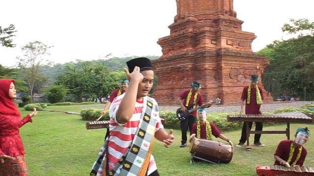 Lomba Berbalas Pantun BUMN Tingkat Nasional | SMK AHMAD YANI PROBOLINGGO смотреть онлайн