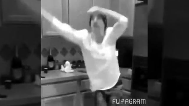 Taylor Caniff lose it смотреть онлайн