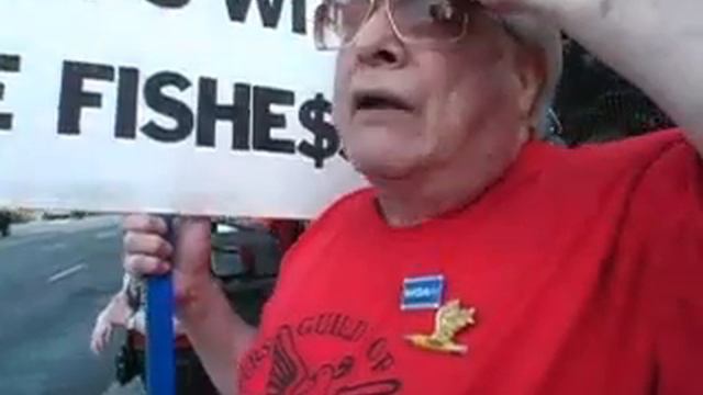 Battlestar Galactica Fans Join The Writers смотреть онлайн