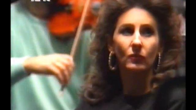 Lucia Aliberti - Portrait by NRK Television, debut in Norway смотреть онлайн