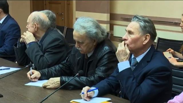 Кун Думаысь депутат Алексей Загребин туннэ «Удмурт кенешлэн» ёзчиосыныз пумиськылӥз