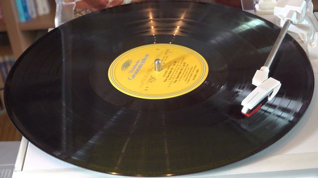 SIDE 1/Grieg : Peer Gynt-Suiten 1 & 2 Sigurd Jorsalfar/Herbert Von Karajan