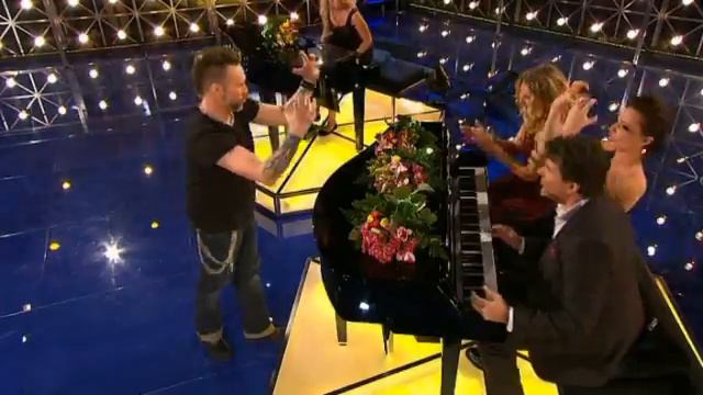 Caroline af Ugglas och Ralf Gyllenhammar - 800 grader (Så ska det låta 2011) смотреть онлайн