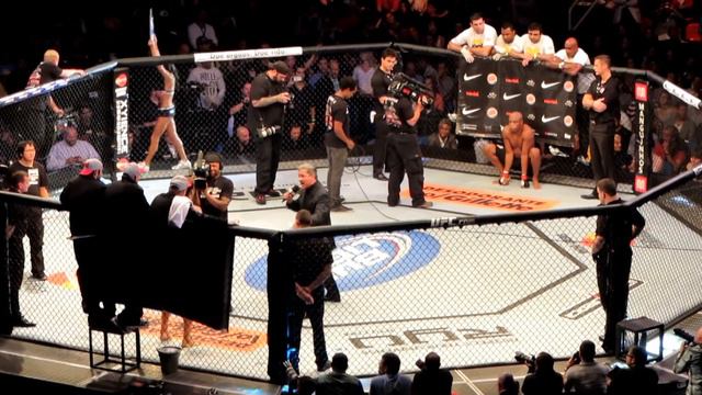 Bruce Buffer UFC Rio 3 - Anderson Silva Presentation смотреть онлайн