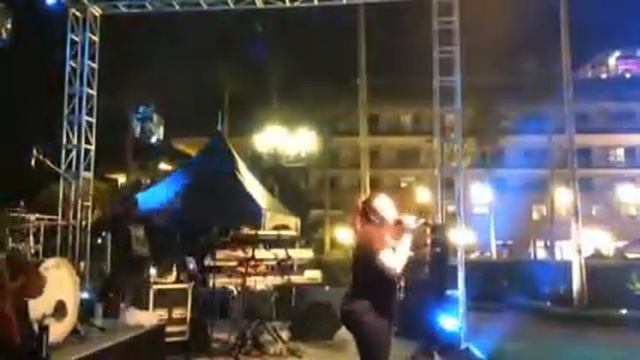 DW artist Caesar Griffin on drums playing with the Amazing Melanie Amaro and Friends in SOUTH KOREA смотреть онлайн