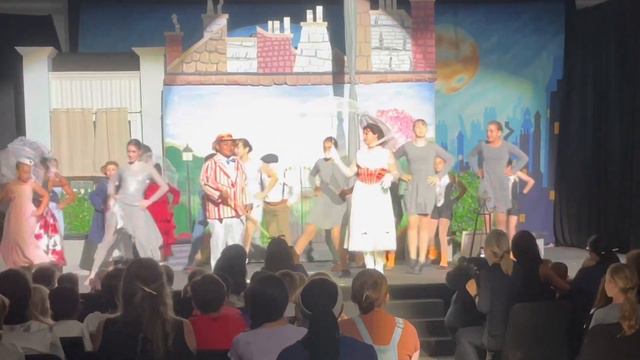 Layla - Mary Poppins 🌂 смотреть онлайн