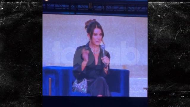 Kyle Richards Breaks Down In Tears Over Mauricio During Emotional RHOBH Panel at BravoCon смотреть онлайн