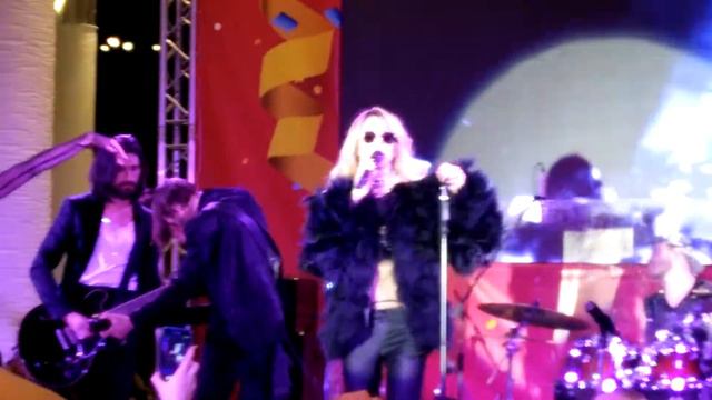 Loboda 40 Градусов @Ocean Plaza смотреть онлайн