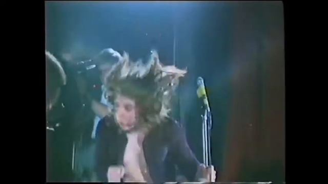 Black Sabbath - Paranoid, Live in Paris 1970 смотреть онлайн